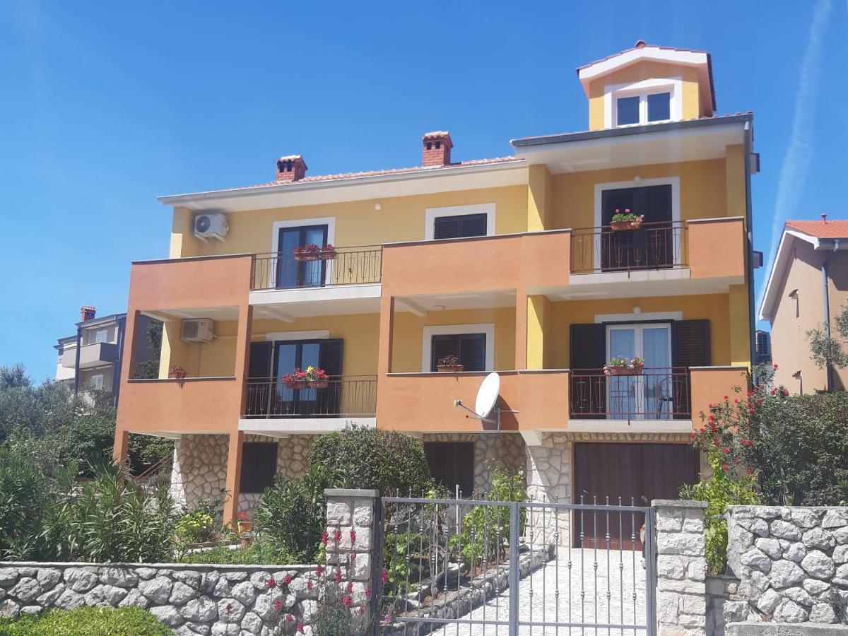 קרס Apartmani Ana מראה חיצוני תמונה