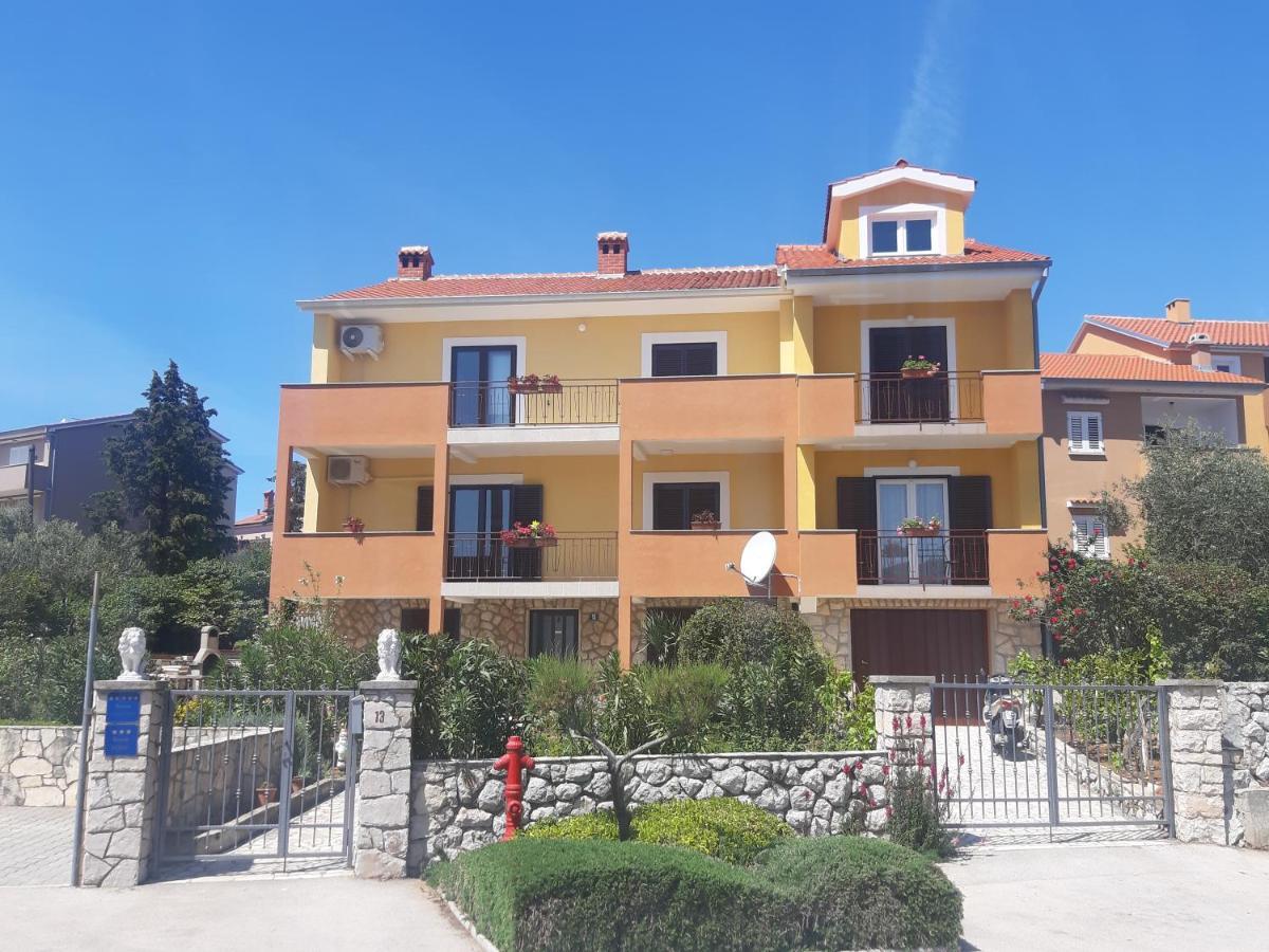 קרס Apartmani Ana מראה חיצוני תמונה