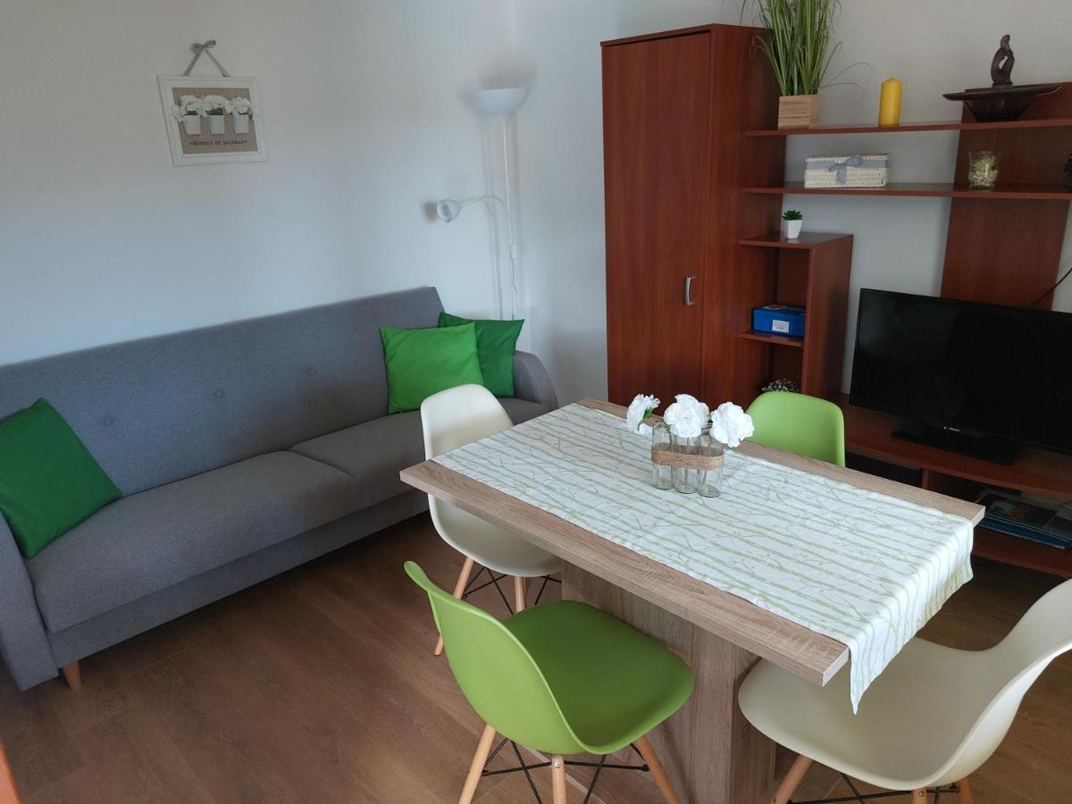 קרס Apartmani Ana מראה חיצוני תמונה