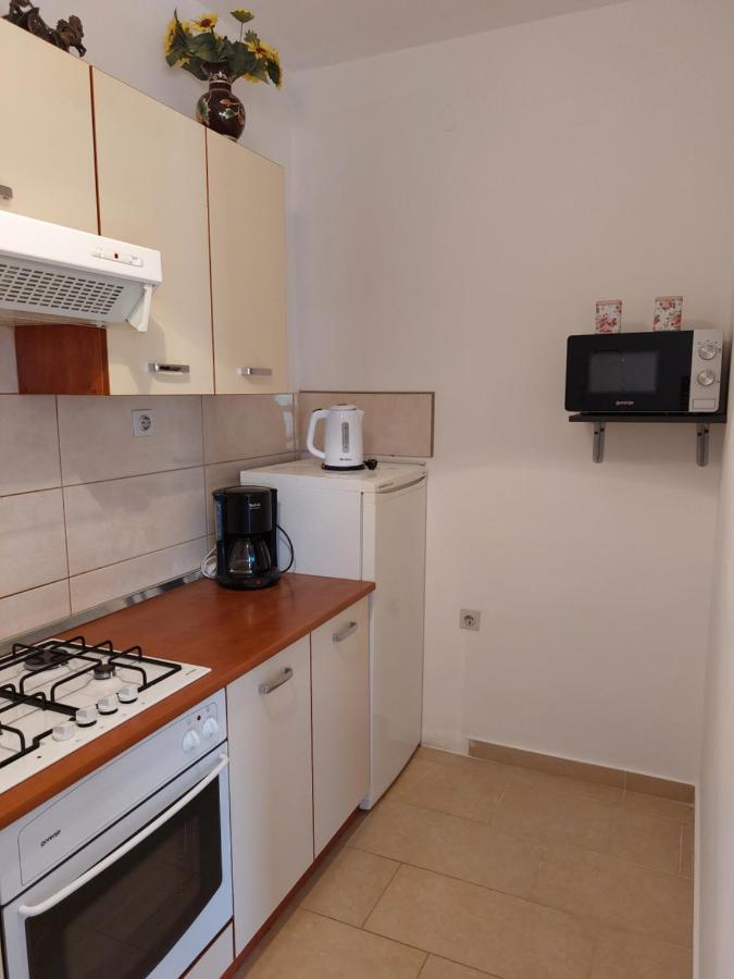 קרס Apartmani Ana מראה חיצוני תמונה