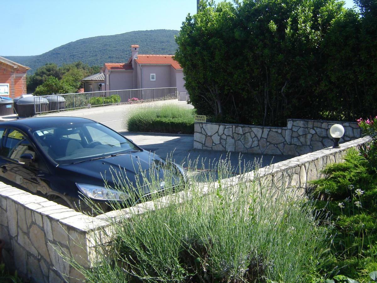 קרס Apartmani Ana מראה חיצוני תמונה