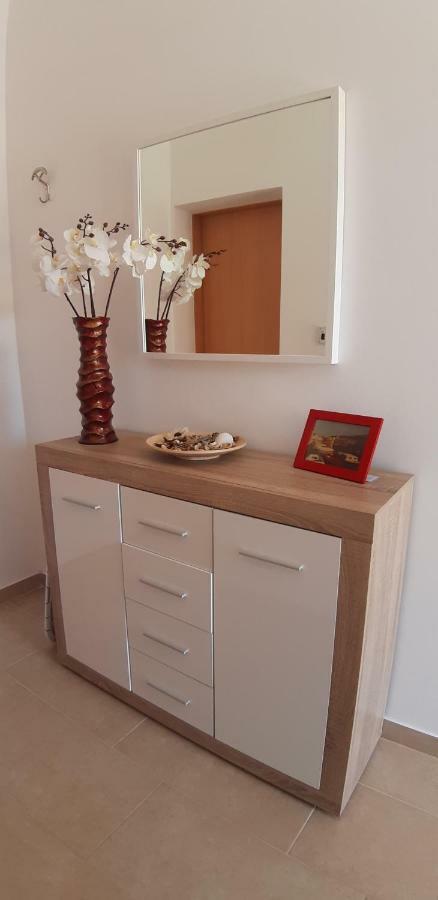 קרס Apartmani Ana מראה חיצוני תמונה