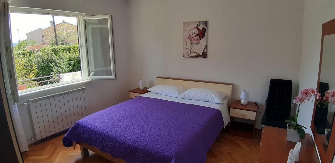 קרס Apartmani Ana מראה חיצוני תמונה